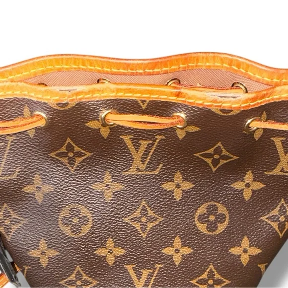 Louis Vuitton Brown and Tan Monogram Crossbody Bag - Picture 14 of 16